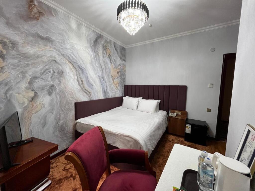 Luxurious Hotel Taraz Kültér fotó