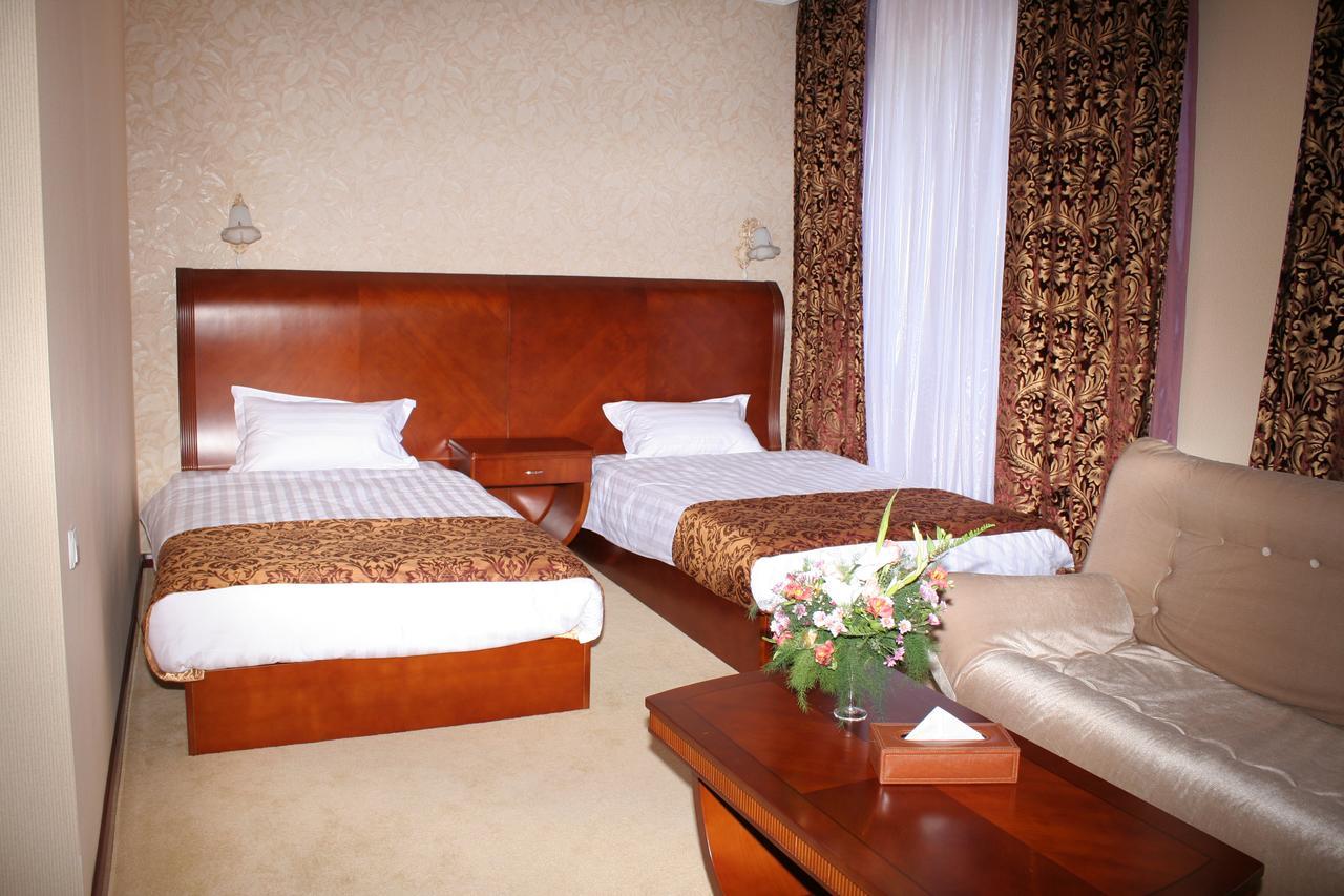 Luxurious Hotel Taraz Kültér fotó