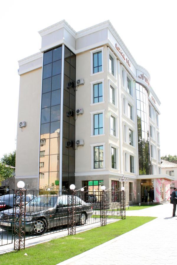 Luxurious Hotel Taraz Kültér fotó